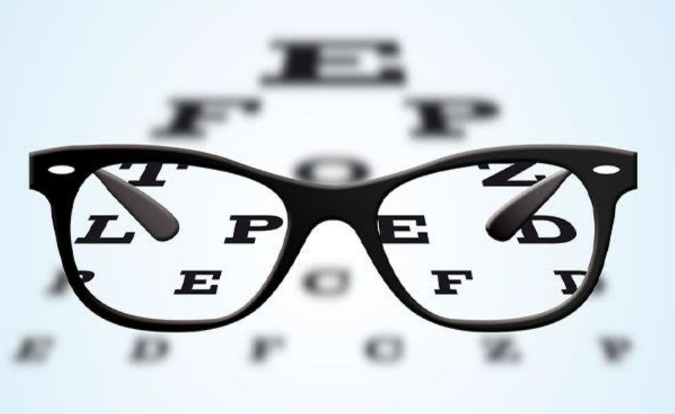  Free Eye Exam & Glasses